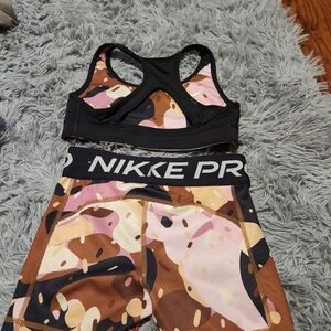 Nike Pro Girls Reversible Pink Ice Cream Set (size small)